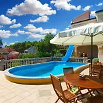Apartman Vrcevan 811 Medulin