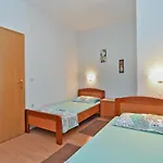 Vrcevan 811 * Medulin