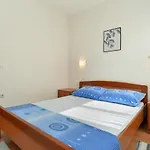 Vrcevan 811 Апартаменты *