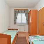 Vrcevan 811 Медулин