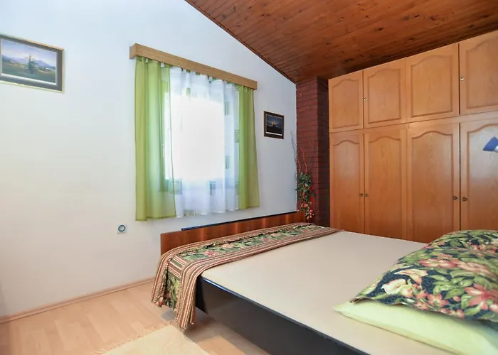 Apartmán Vrcevan 811 *
