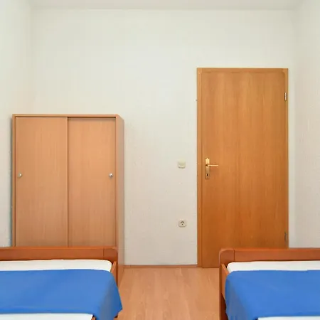 Apartamento Vrcevan 811 *