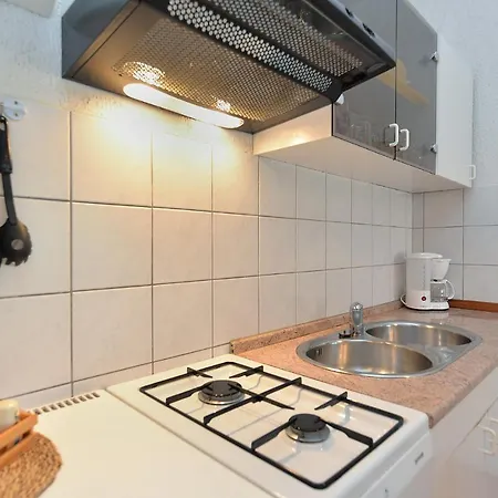Apartment Vrcevan 811 Medulin