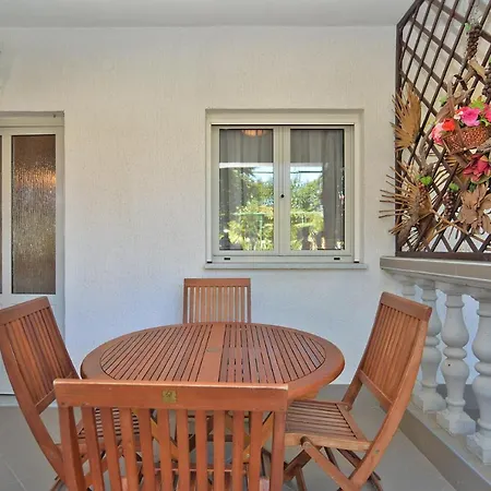 Apartamento Vrcevan 811 Medulin