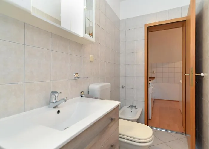 Appartement Vrcevan 811 *