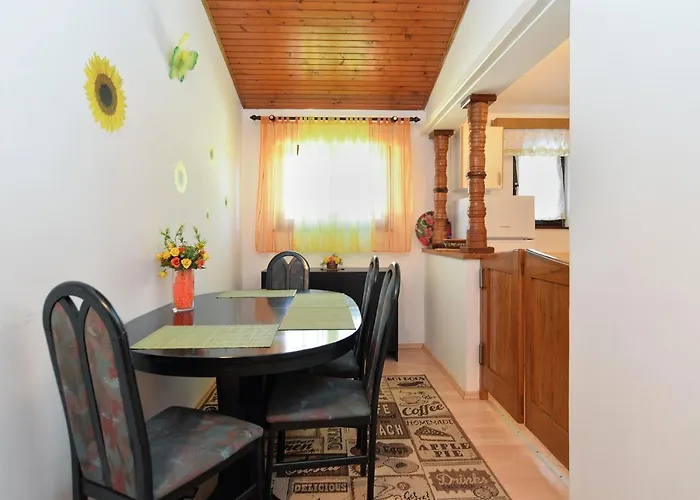 Appartement Vrcevan 811 *